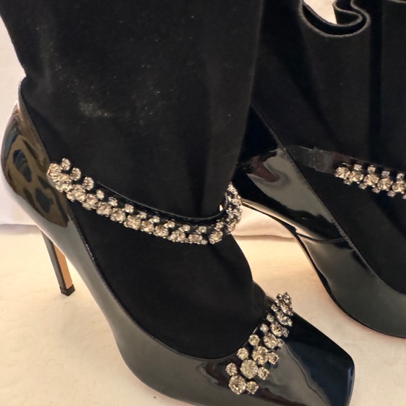 Brand New Jimmy Choo  Maxura Leather 100  Chystal Booties. Size 7 - Picture 3 of 11